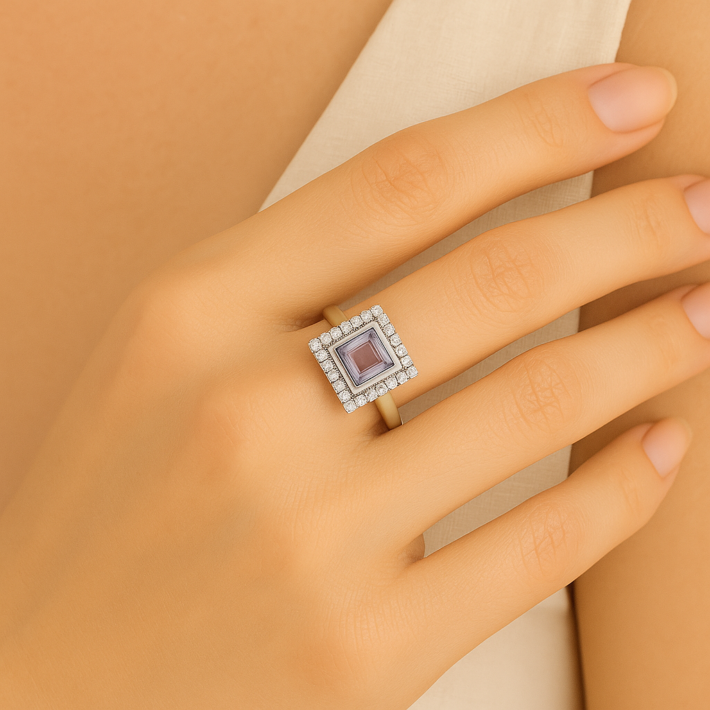 Amara Glow Ring