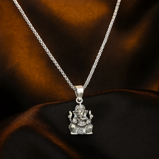 Ganpati Serenity Charm