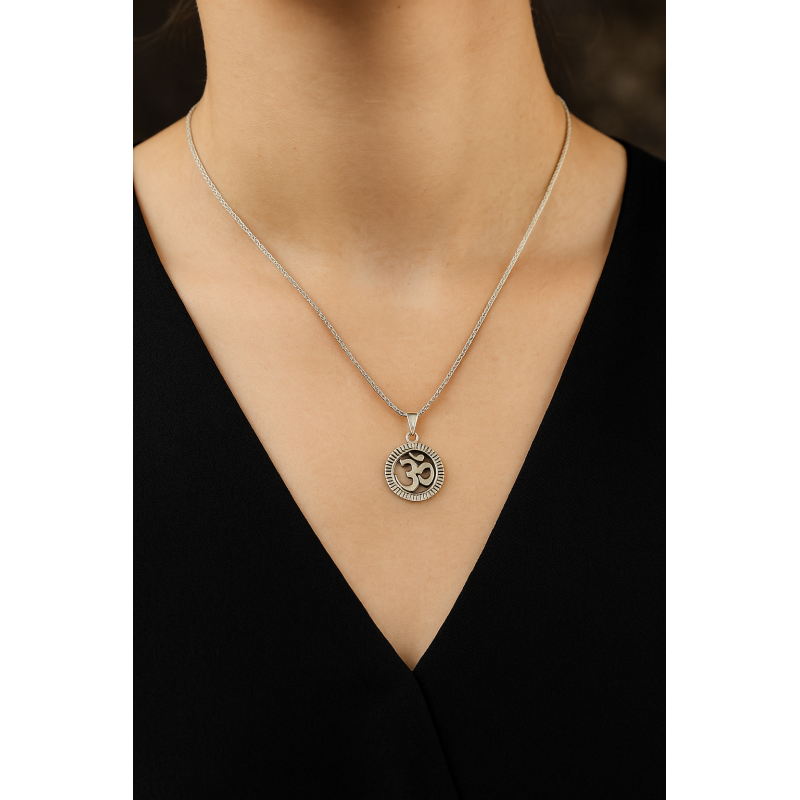 Om Radiance Pendant