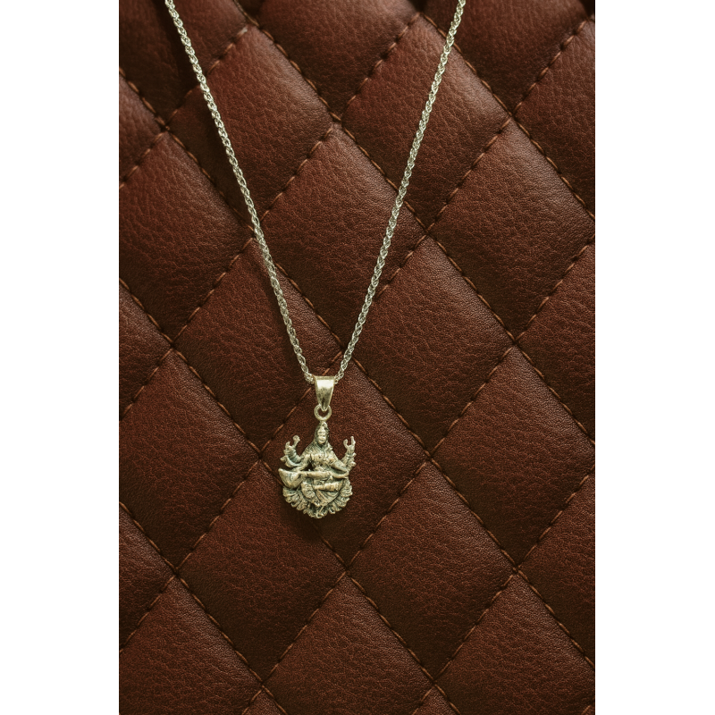 Veena Vibes Pendant